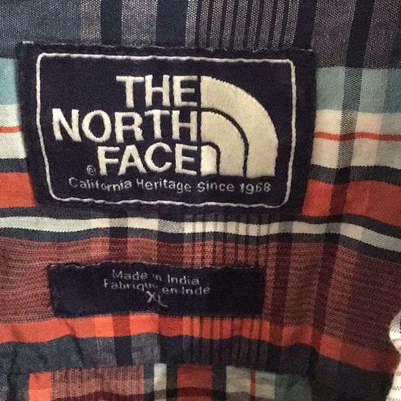 North Face button down shirt - Picture 2 of 5